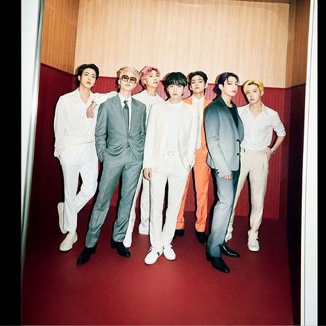 実は深い縁が!? BTS、米ドラマ『フレンズ』特別版にゲスト出演(コスモポリタン)