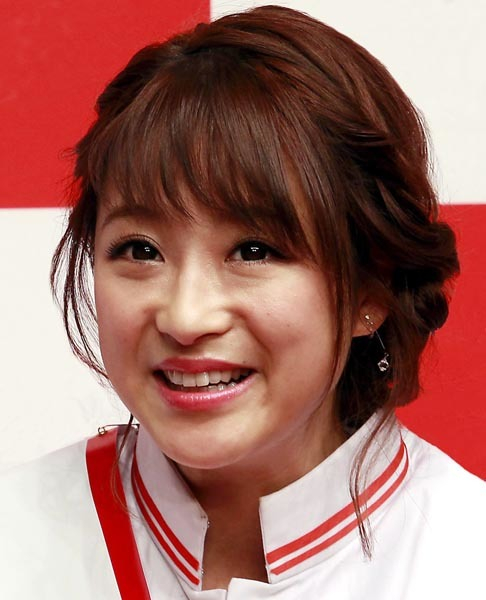 鈴木奈々“バツ1隠し”でキャラ崩壊…遅すぎる離婚発表に垣間見えた事務所の戦略ベタ(日刊ゲンダイDIGITAL)