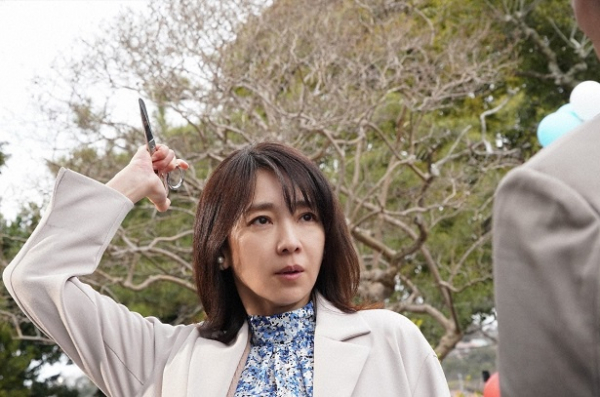 稲森いずみ“陽子”の診察室に不倫相手が殴りこみ… 魂まで凍えるような直接対決が実現<夫婦が壊れるとき>(WEBザテレビジョン)