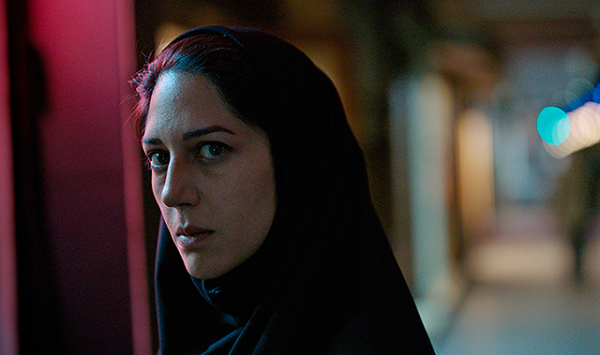 【「聖地には蜘蛛が巣を張る」評論】カンヌ主演女優賞に輝くアッバシ監督最新作。シリアル・キラーの実像に迫る注目作(映画.com)