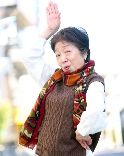 「ビックリハウス」元編集長・高橋章子さん 子育てと介護を経て今は「ペットの世話に1日3時間」（あの人は今）(日刊ゲンダイDIGITAL)