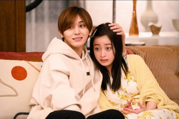 「王様に捧ぐ薬指」山田涼介と橋本環奈の“イチャイチャ”シーンに反響　「キュン要素が多い」「東郷が綾華に引かれていく様子がたまらない」(エンタメOVO)