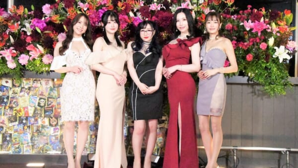 シリーズ最後のキャバ嬢オーディション合格者はこの女たち! kson、佐山愛、中山こころ、要あい、あゆの5人が『龍が如く7外伝』への出演決定(電ファミニコゲーマー)