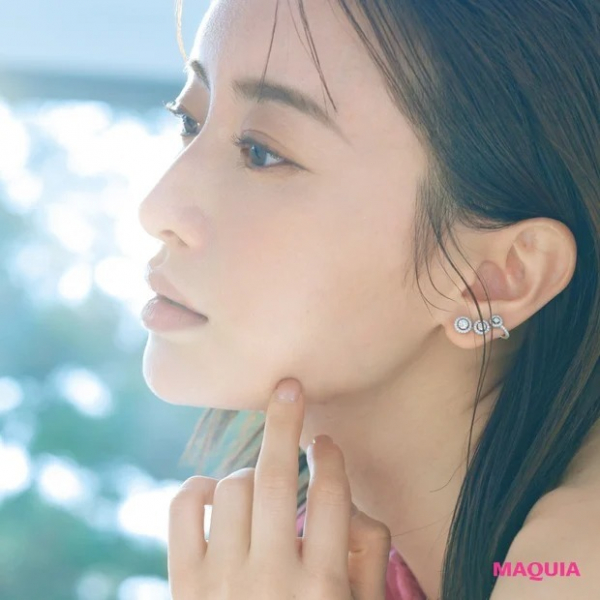 松本まりかさん「高い壁を乗り越えることで感動したい」。美容への向き合い方、自身の輝かせ方(MAQUIA ONLINE)