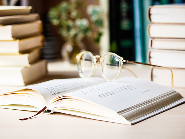 【GWは読書】50代60代におすすめ!読みたい本90冊を一気に紹介!(ハルメク365)