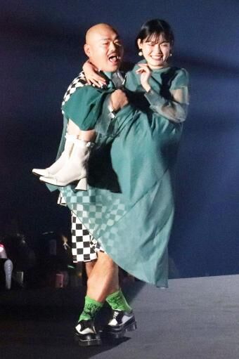 クロちゃんと交際のリチ、「おまかせ」で和田アキ子に「結婚も間近？」と聞かれ「私はしたい」(スポーツ報知)