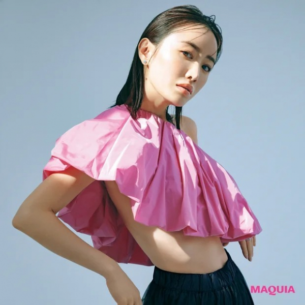 松本まりかさんの自分と美容への向き合い方。「まだまだ美しくなれる。30代も40代も」(MAQUIA ONLINE)