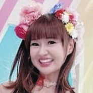 53歳・漫才師さゆり、びっくりの美脚！『このアングルで見るとたまらんです』『私も細くなりたい』(中日スポーツ)