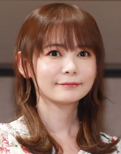 中川翔子「お嫁に行きます」でフォロワー激減のトホホ…ガチ恋勢“しょこたんロス”の衝撃(日刊ゲンダイDIGITAL)