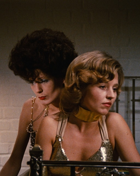 【ファン必見】伝説的監督ファスビンダーの“超貴重な名作”が日本初劇場公開!【「苦い涙」公開記念】(映画.com)