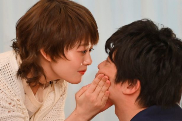 町田啓太“加賀美”が高畑充希“こころ”へ突然のキス「嫌いになった…？」…田中圭“虎松”は激しく動揺し加賀美に詰め寄る＜unknown＞(WEBザテレビジョン)
