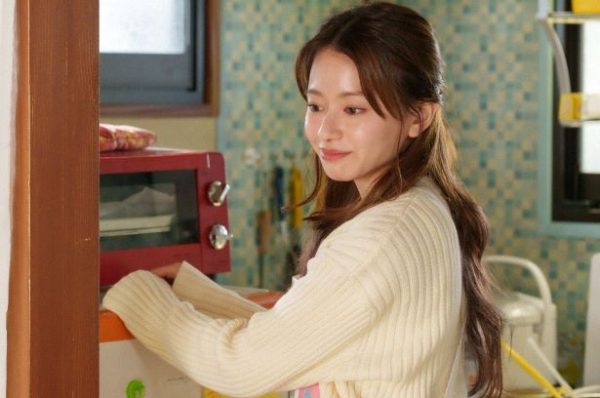 山本舞香が座長・横山裕とのエピソードや現場で見た川原瑛都の子どもらしい姿を語る<帰ってきたぞよ!コタローは1人暮らし>(WEBザテレビジョン)