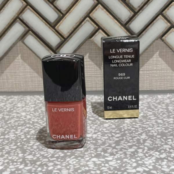 40代のセルフネイルを拝見!最旬ネイルカラー3人分(Marisol)