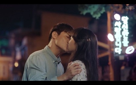 ≪韓国ドラマOST≫「椿の花咲く頃」、ベスト名曲　「映画の主人公みたいに」＝歌詞・解説・アイドル歌手(WoW!Korea)