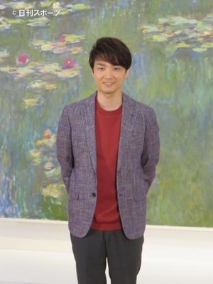 井上芳雄　妻知念里奈の出産予定聞かれ笑顔（日刊スポーツ）