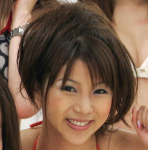 元やりすぎガール華彩なな「この春から離婚してシングルマザーになりました！」(日刊スポーツ)