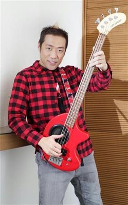 はなわさん、小説は“恩返し”　「恥ずかしさなんかは捨てて赤裸々にさらけ出しました」（夕刊フジ）