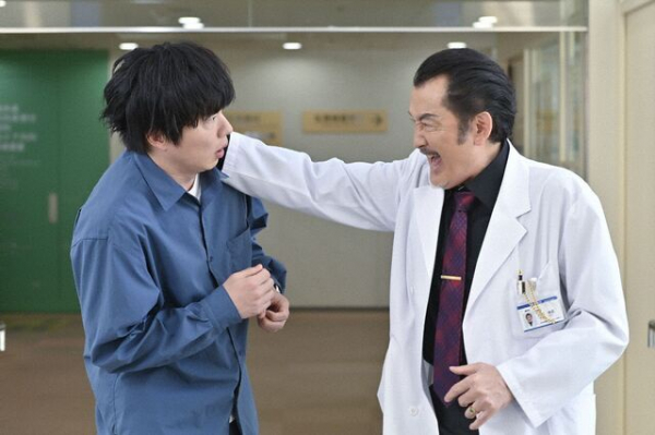 こころパパ・吉田鋼太郎“海造”らの暴走シーンに爆笑　衝撃展開の中でのドタバタ劇がおもしろすぎる＜unknown＞(WEBザテレビジョン)