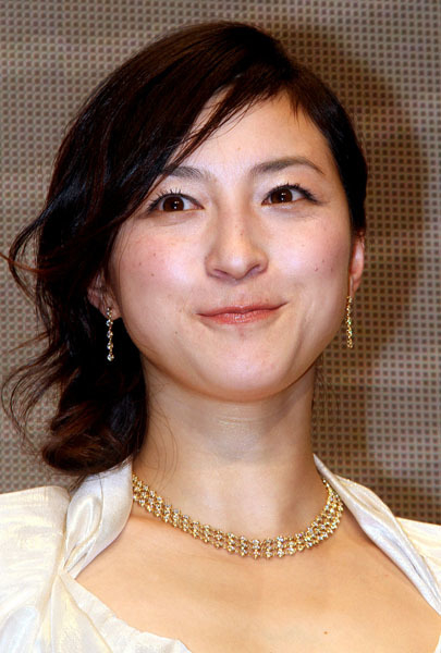 不倫騒動の広末涼子はCM動画削除、性加害問題ジャニーズは不問のまま…強まるスポンサー不信(日刊ゲンダイDIGITAL)