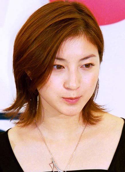 W不倫の広末涼子に主婦層ソッポで「渡部越えの謹慎期間」も…囁かれる引退、鳥羽シェフと再婚の未来(日刊ゲンダイDIGITAL)