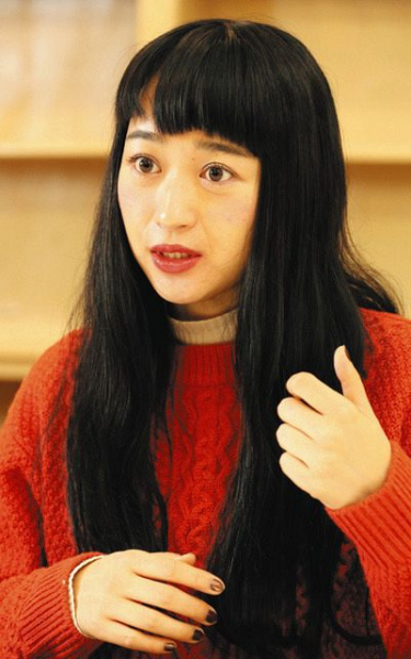 お笑いコンビ「スパイク」小川暖奈、ドラマー粕谷哲司との結婚発表「さらに楽しい人生になりそうです！！」(中日スポーツ)