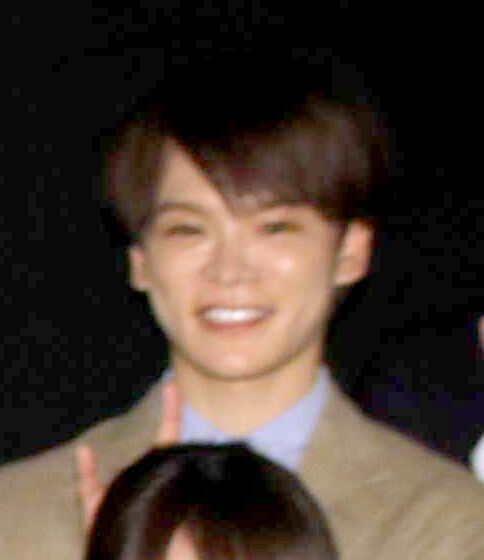 足立梨花と結婚のＴＡＴＳＵは「二宮金次郎」の末えい！手話パフォーマーのパイオニア「ＭＶが出会いのキッカケ」(スポーツ報知)