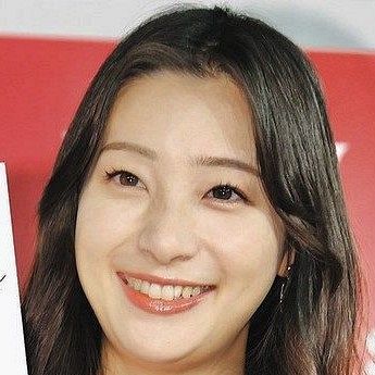 結婚発表の足立梨花、再放送中『あまちゃん』にアイドル役でこの日初登場 「じぇじぇじぇ」「何たるタイミング」祝福の声続々(中日スポーツ)