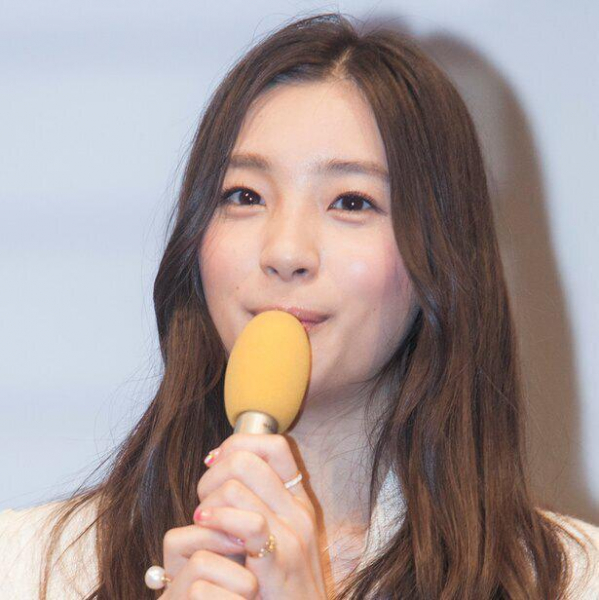 結婚発表した足立梨花、夫・TATSUとギュッと寄り添う2ショット公開　祝福に感謝「ここまで反応があるとは…」(WEBザテレビジョン)