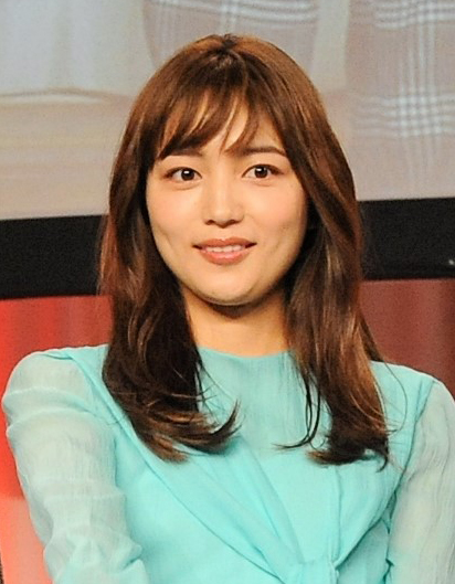 川口春奈がCM起用社数ランキング19社で初の単独首位、昨年首位芦田愛菜は２位　今田美桜３位(日刊スポーツ)