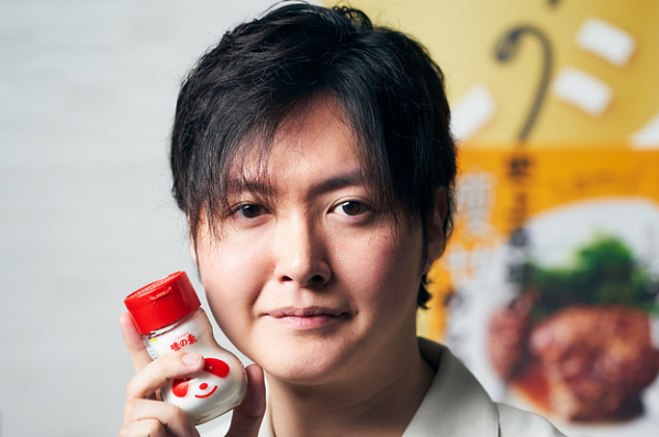 料理研究家リュウジ「料理できたらモテる？」質問にリアルを告白→「えぐい」「的確で草」とファン爆笑(BuzzFeed Japan)