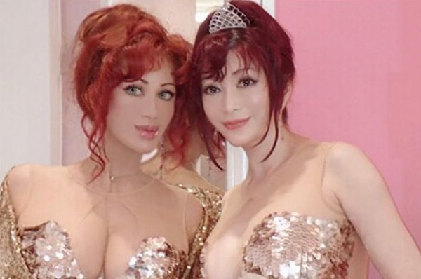 「愛猫に“こしょこしょ”したら噛みつかれて…」ファビュラスな叶姉妹の意外なお家での姿にほっこり~!(BuzzFeed Japan)