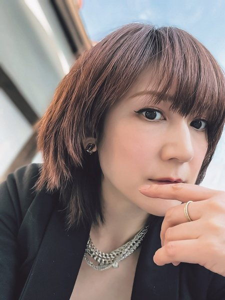 鈴木蘭々、『ポンキッキーズ』で大ブレイク!多忙すぎる20代を過ごした国民的アイドルは実業家に!きっかけは「お肌の曲がり角」!?(双葉社 THE CHANGE)