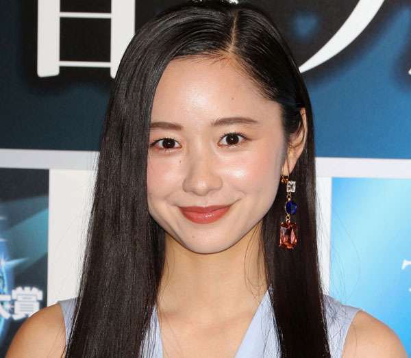 堀田真由「CODE」ハッカー役に強すぎる“既視感”…連投&染谷将太との共演で視聴者も困惑(日刊ゲンダイDIGITAL)