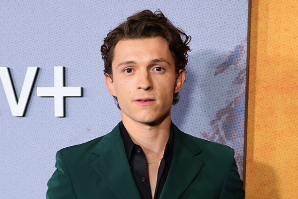 トム・ホランド、アルコール依存を克服　断酒を1年半続ける(映画.com)