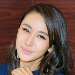 鈴木紗理奈、誕生日にもらった息子からの愛ある”斬新な手紙”が素敵！「いつも笑いと感動ありがとう」(スポーツ報知)