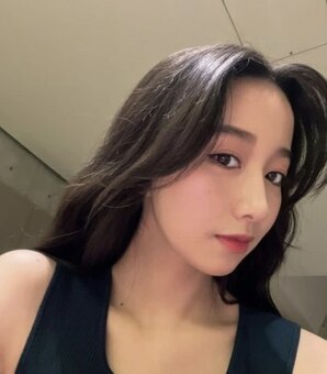 まるでミューズの美しさ…目を奪われてしまうCocomi の「アンニュイ美顔ショット」がヤバすぎる眼福…!!(現代ビジネス)