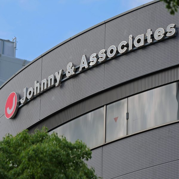 坂道化? K-POP化? コンサートで自撮り…焦るジャニーズに《そこまで求めてない》とファン困惑(日刊ゲンダイDIGITAL)