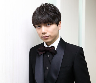 山崎育三郎、花びらバサーッで喝采!? 映画『レオン』憎めない悪役で新境地（dmenu映画）