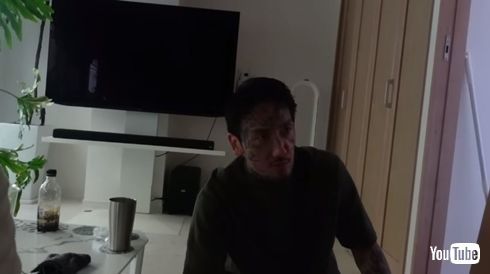 瓜田純士、結婚10周年に夫婦のラブラブ2ショット　記念日当日には“3000万円借金”でキレさせる「心構えが許されへん」(ねとらぼ)