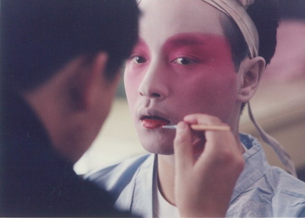 【ファン必見】「さらば、わが愛 覇王別姫」貴重なオフショット公開 チェン・カイコー監督のメッセージも(映画.com)