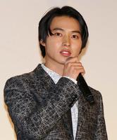 山崎賢人が“ラーメンデスマッチ”で珍解答続出!?「嵐にしやがれ」（cinemacafe.net）