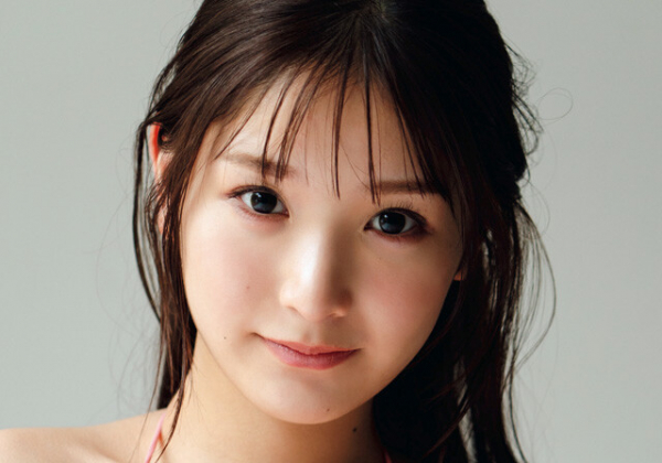 藤園 麗がAKB48卒業後、自ら水着に初挑戦！「小嶋陽菜さんのような、自分で道を切り開ける女性が憧れなんです」(週プレNEWS)