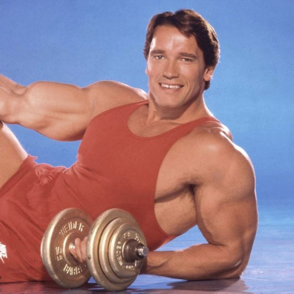 一番似てる!? シュワルツネッガー、10年以上隠し続けた「隠し子」と激似だった(25ans(ヴァンサンカン))