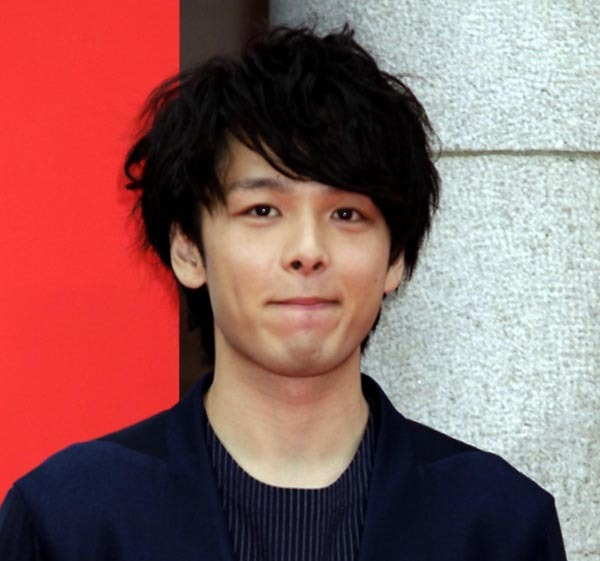 中村倫也は“Mっぽ男子”が似合う! 妻・水卜アナへのモラハラ騒動を鎮火した「ハヤブサ消防団」の出来栄え(日刊ゲンダイDIGITAL)