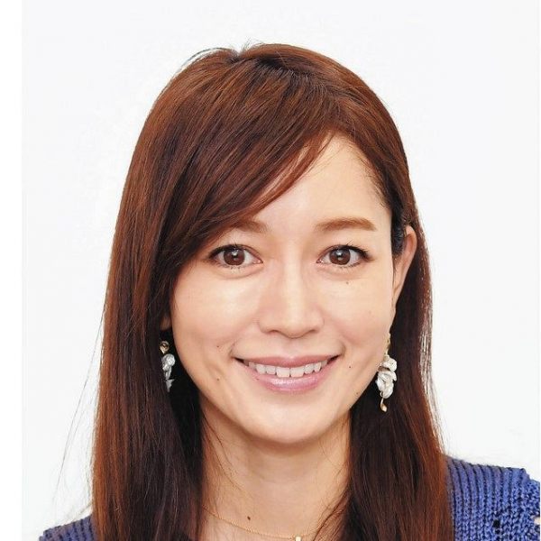 細川直美 長女との母娘ショットに「姉妹に見えます！」の声 成人式前撮り報告「素敵なお着物」(中日スポーツ)