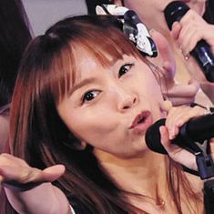 鈴木亜美「お兄ちゃん達に比べてゆっくりだけど」 末っ子長女の1歳を報告(中日スポーツ)
