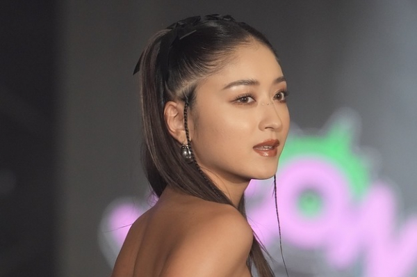 ギャップすご…みちょぱがギャル→ピュア姿にイメチェン!「別人」「安達祐実かと」ファンは胸キュン(BuzzFeed Japan)