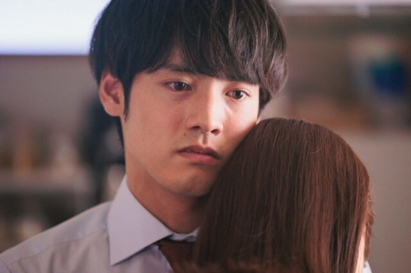 「こっち向いてよ向井くん」“向井くん”赤楚衛二のラストの決断に感動の声 「ダメな向井くんからの後半の成長ぶりに涙した」(エンタメOVO)