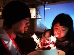須藤理彩、亡き夫・川島道行さんの誕生日に愛娘との思い出ショット「ステキなお写真」 長女は“パパのギター”を受け継ぐ(ねとらぼ)