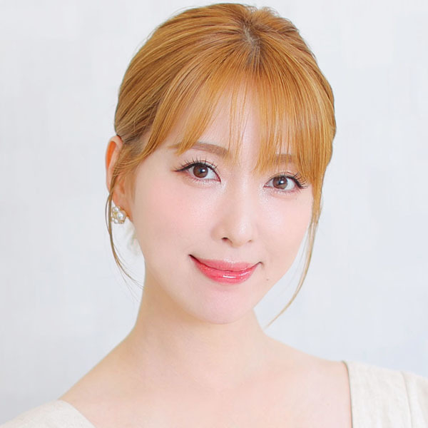 女優タレント元・瀬戸早妃 改め咲嬉さん 会社経営に加えFP技能士1級目指し猛勉強中の日々【あの人は今】(日刊ゲンダイDIGITAL)